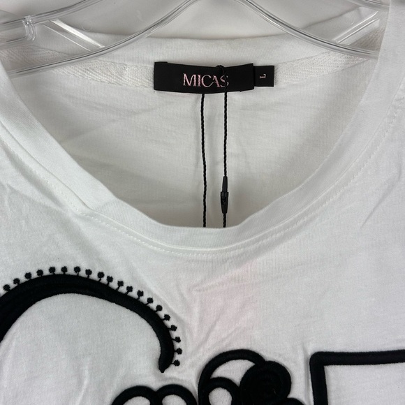 Micas Abstract Portrait Women'e Cropped Top - Picture 4 of 8